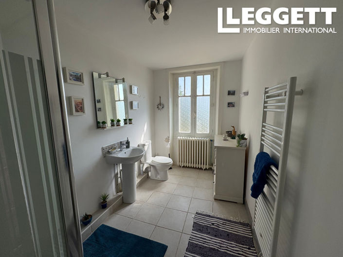 Image No.9-3 Bed House for sale