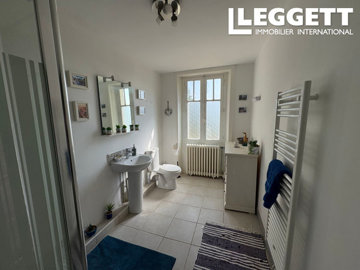 ahr0chm6ly9jzg4uagvzdglhlmltbw8vaw1hz2uvvevom