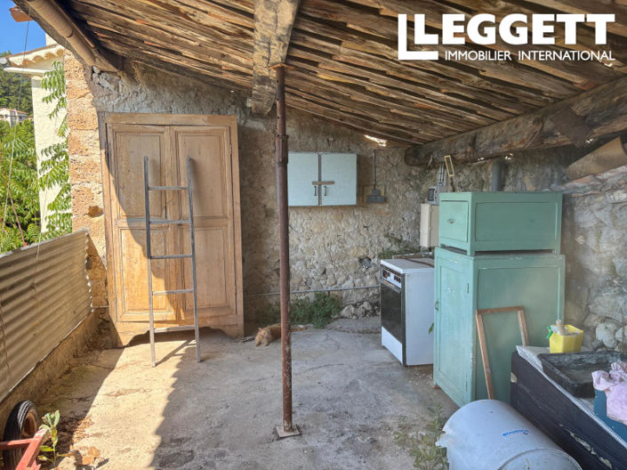 Image No.5-Bar for sale