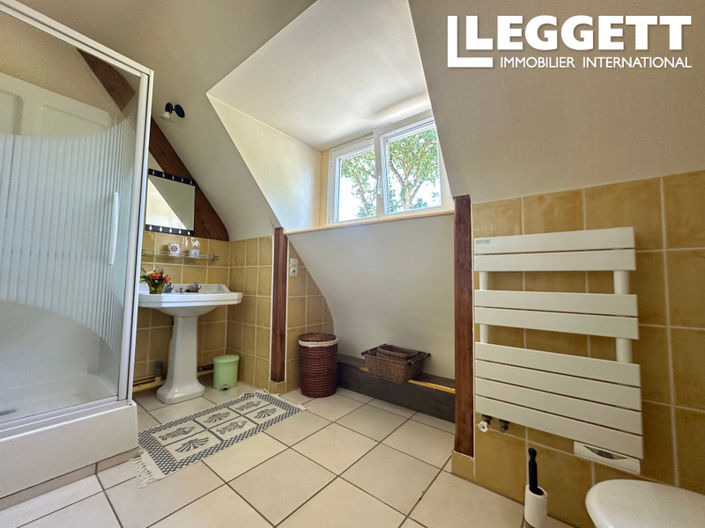 Image No.10-4 Bed House for sale