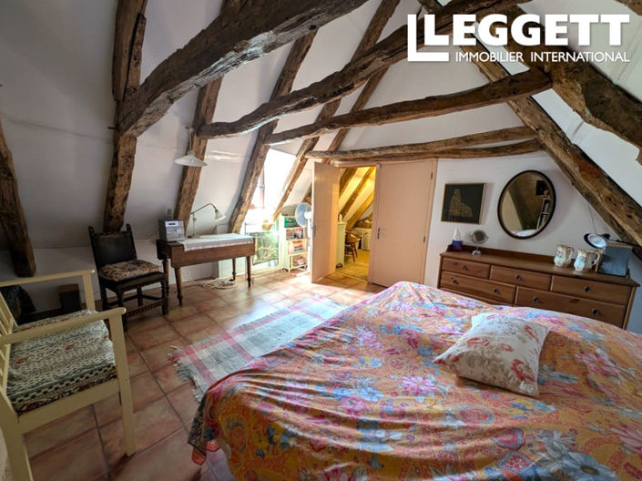 Image No.8-3 Bed House for sale