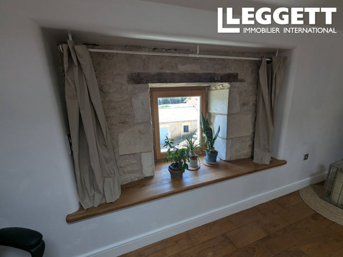 Image No.6-6 Bed House for sale