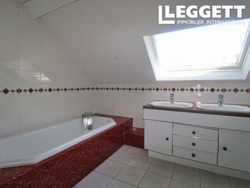 ahr0chm6ly9jzg4uagvzdglhlmltbw8vaw1hz2uvvevom