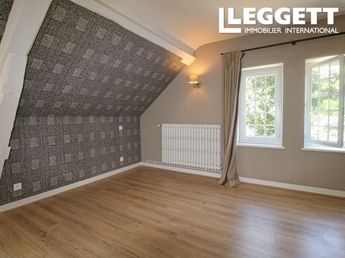 Image No.6-7 Bed House for sale