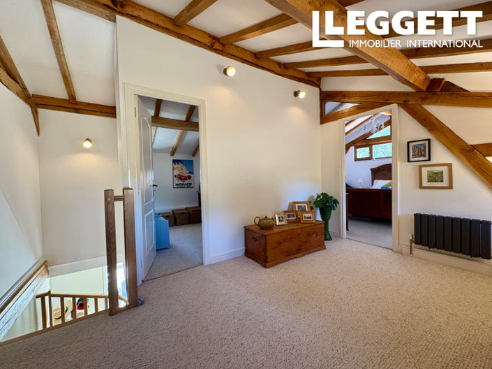 Image No.7-4 Bed House for sale