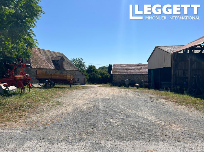 Image No.8-2 Bed House for sale