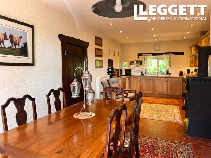 Image No.3-3 Bed House for sale