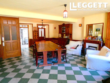 ahr0chm6ly9jzg4uagvzdglhlmltbw8vaw1hz2uvvevom