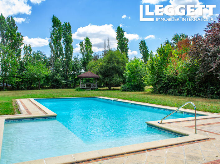 Image No.2-12 Bed House for sale