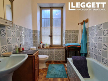 ahr0chm6ly9jzg4uagvzdglhlmltbw8vaw1hz2uvvevom