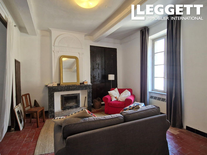 Image No.2-4 Bed House for sale