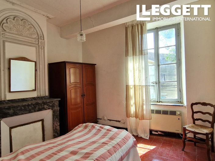 Image No.9-4 Bed House for sale