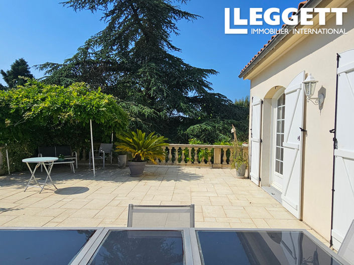 Image No.9-5 Bed House for sale