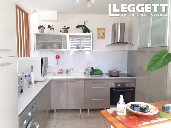 Image No.10-2 Bed House for sale