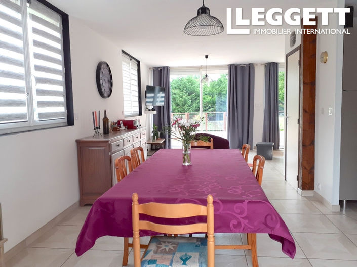 Image No.7-2 Bed House for sale