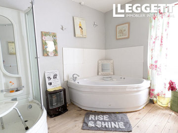 ahr0chm6ly9jzg4uagvzdglhlmltbw8vaw1hz2uvvevom