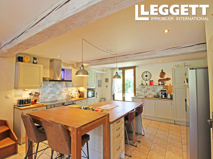 Image No.6-13 Bed House for sale