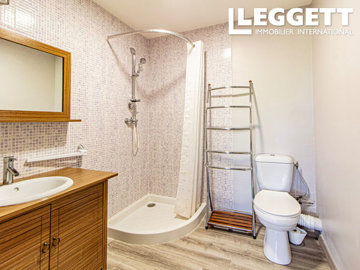 ahr0chm6ly9jzg4uagvzdglhlmltbw8vaw1hz2uvvevom