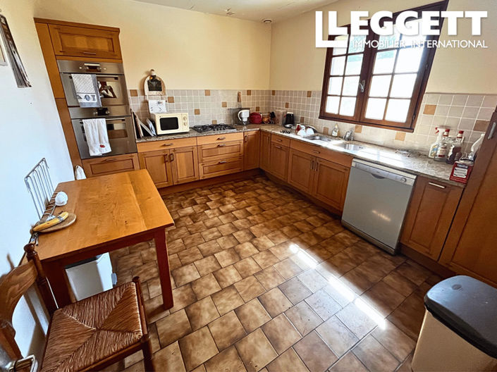 Image No.4-4 Bed House for sale