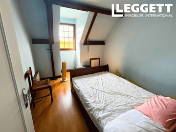 ahr0chm6ly9jzg4uagvzdglhlmltbw8vaw1hz2uvvevom