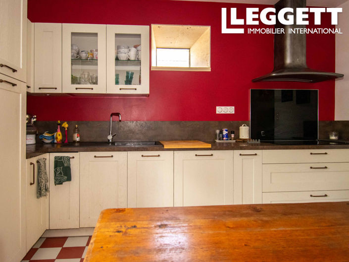 Image No.3-4 Bed House for sale