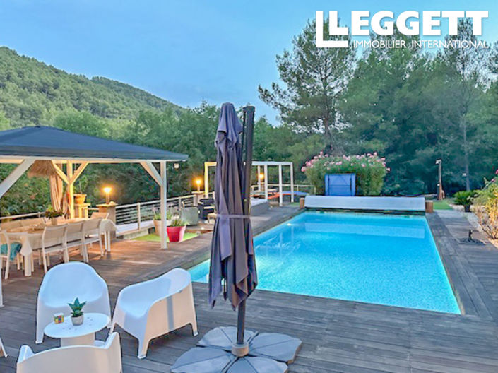 Image No.2-5 Bed House for sale