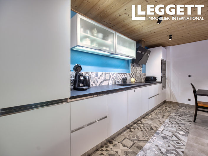 Image No.4-2 Bed Apartment for sale