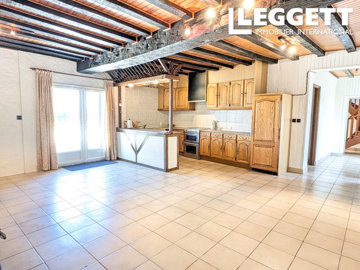 ahr0chm6ly9jzg4uagvzdglhlmltbw8vaw1hz2uvvevom