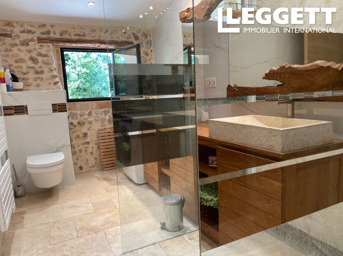 Image No.10-6 Bed House for sale