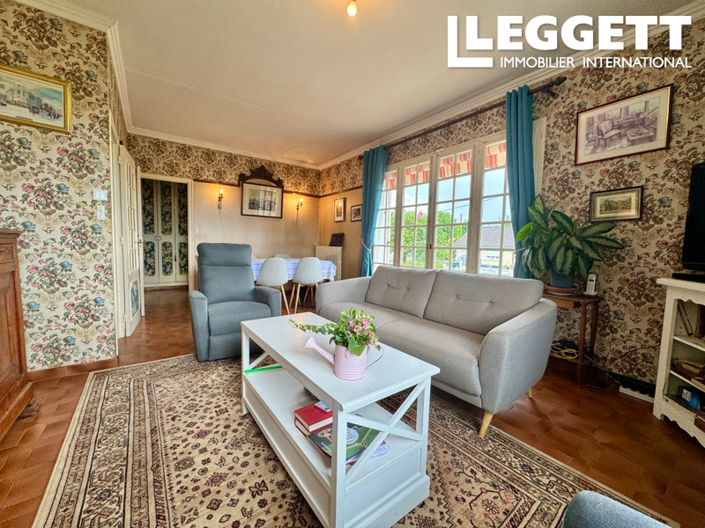 Image No.2-6 Bed House for sale