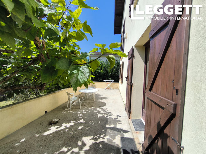 Image No.2-5 Bed House for sale