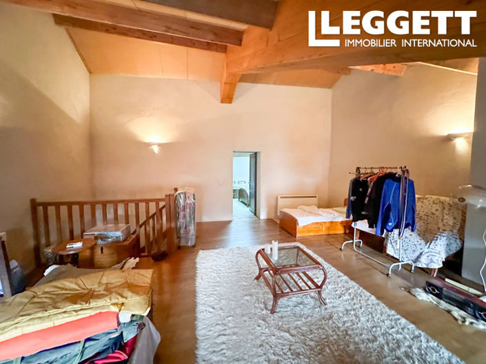 Image No.9-2 Bed House for sale