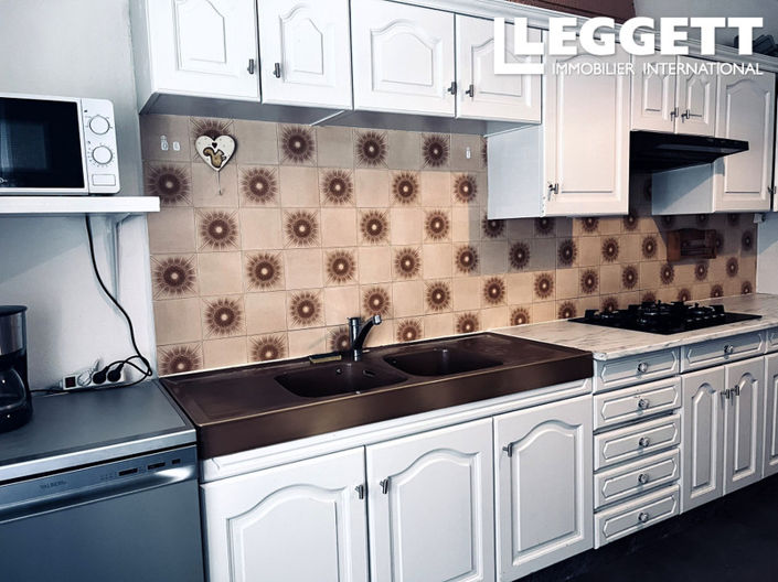 Image No.3-4 Bed House for sale