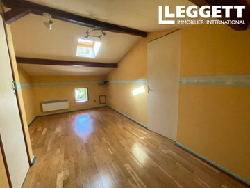 ahr0chm6ly9jzg4uagvzdglhlmltbw8vaw1hz2uvvevom