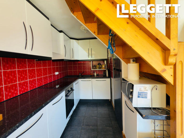 Image No.9-3 Bed Apartment for sale