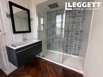 ahr0chm6ly9jzg4uagvzdglhlmltbw8vaw1hz2uvvevom