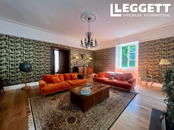 Image No.5-10 Bed Chateaux for sale