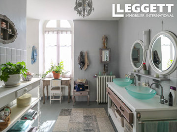 ahr0chm6ly9jzg4uagvzdglhlmltbw8vaw1hz2uvvevom