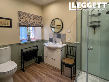 ahr0chm6ly9jzg4uagvzdglhlmltbw8vaw1hz2uvvevom