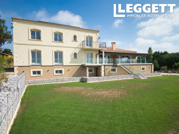 Image No.10-8 Bed House for sale