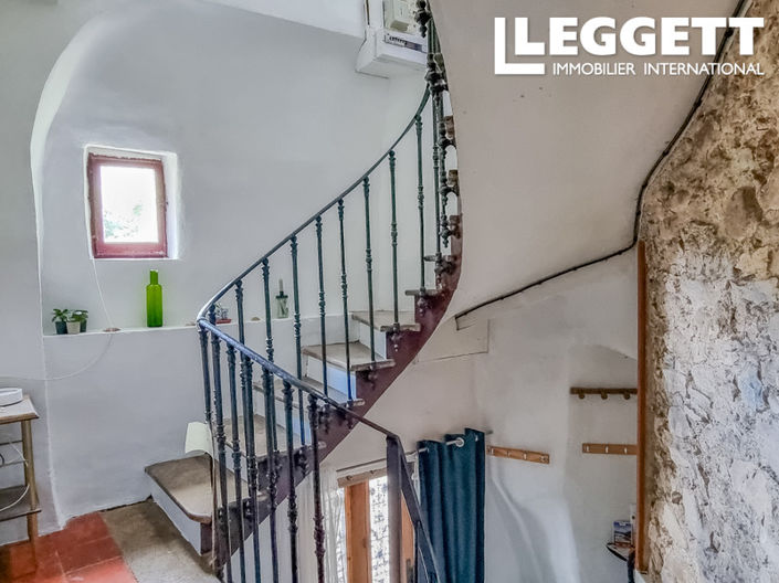 Image No.7-5 Bed House for sale