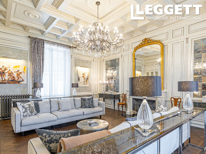 Image No.4-7 Bed House for sale