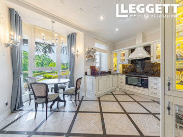 ahr0chm6ly9jzg4uagvzdglhlmltbw8vaw1hz2uvvevom