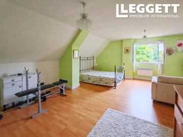 ahr0chm6ly9jzg4uagvzdglhlmltbw8vaw1hz2uvvevom