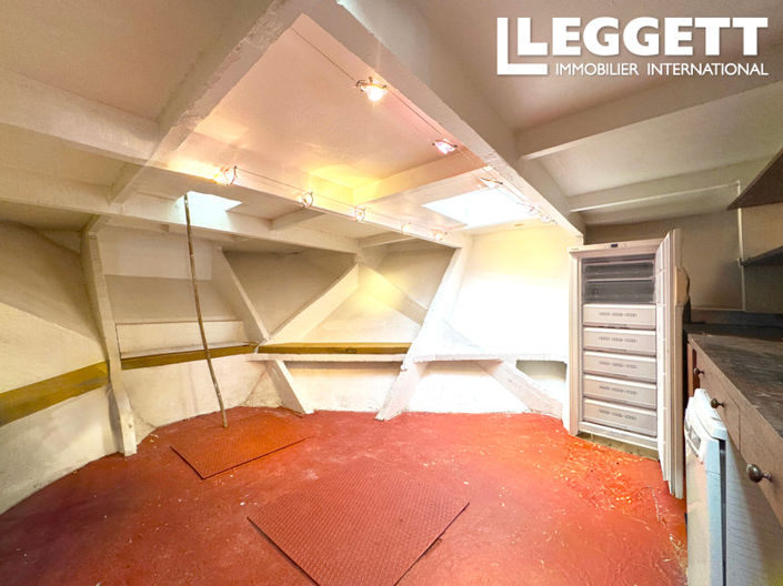 Image No.10-4 Bed House for sale