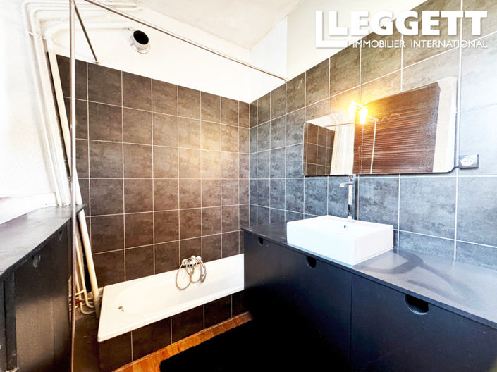 Image No.7-4 Bed House for sale