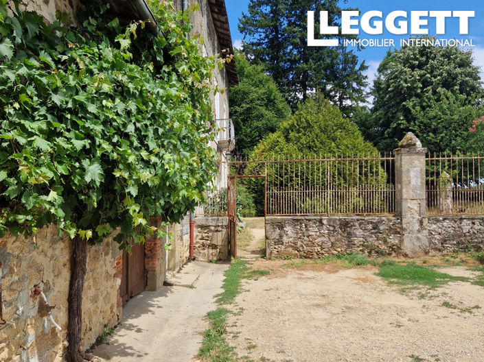 Image No.5-7 Bed House for sale