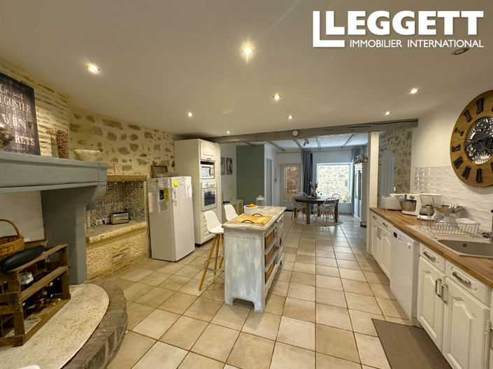 Image No.3-4 Bed House for sale