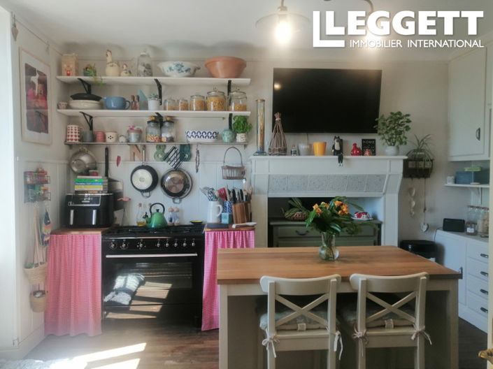 Image No.3-4 Bed House for sale