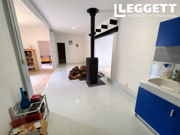 ahr0chm6ly9jzg4uagvzdglhlmltbw8vaw1hz2uvvevom